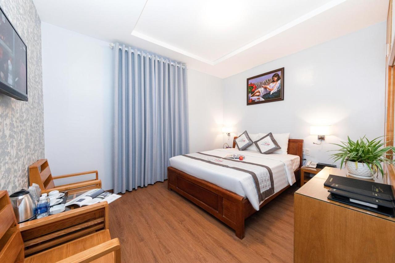Yen Nam Hotel Hoang Van Thu Хошимин Экстерьер фото
